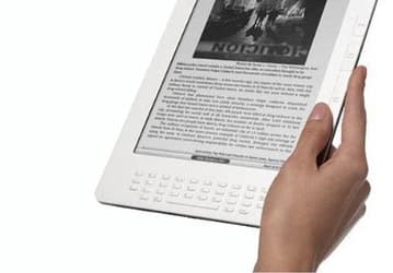 Дебютировала «электронная книга» с большим экраном Amazon Kindle DX